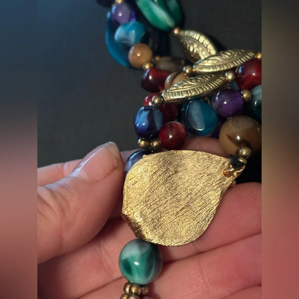 VINTAGE Genuine Lucite Statement Necklace • Gold Leaf Drop • Colorful Boho Luxe - Picture 8 of 16